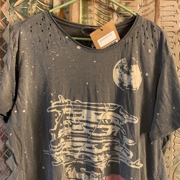 Magnolia Pearl Happy Tee - Picture 9 of 12